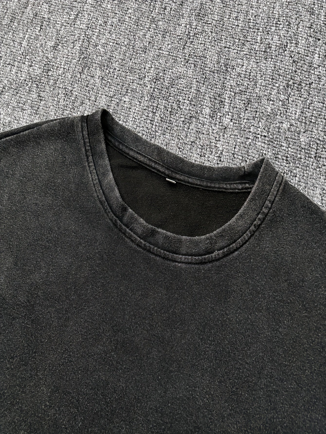 Unsex Casual Graphic T-Shirt